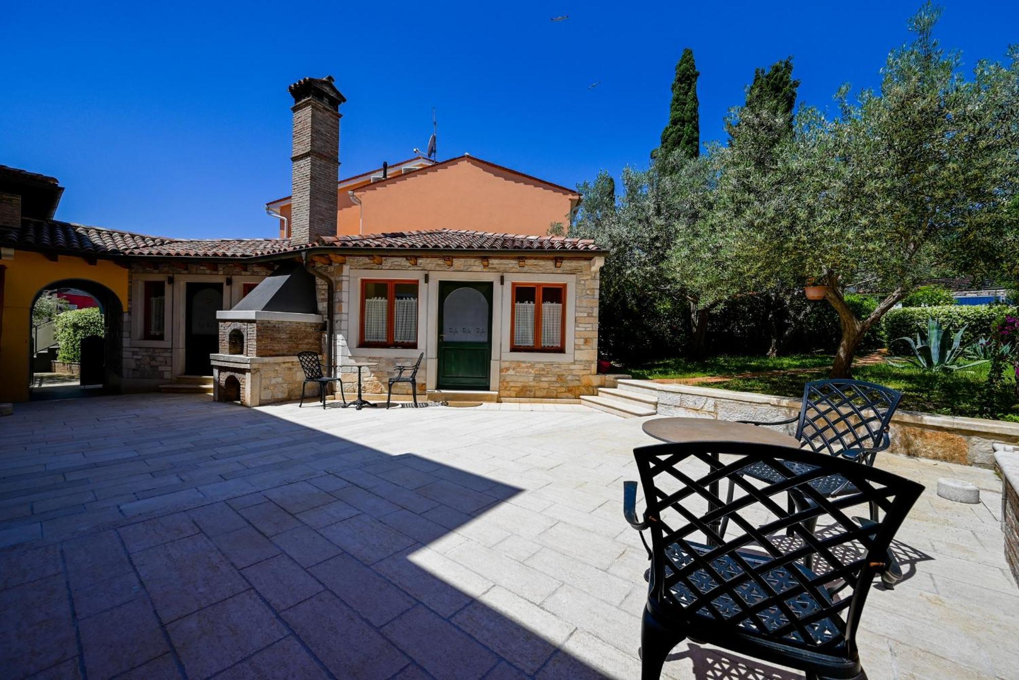 Hotel Casa Degli Artisti à Rovinj Extérieur photo